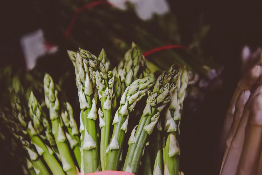 Asparagi: benefici e controindicazioni
