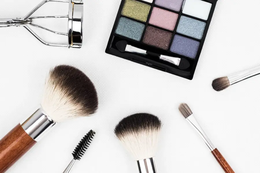 I Migliori Cosmetici di Tendenza: Qualità e Prezzo per un Look Perfetto