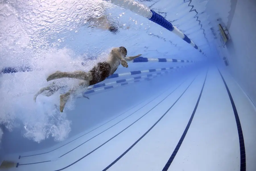 Nuoto: quali muscoli sviluppa e tonifica